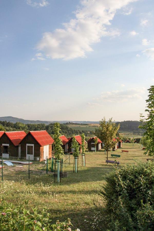 Camping V Raji - Palda Rovensko pod Troskami 外观 照片